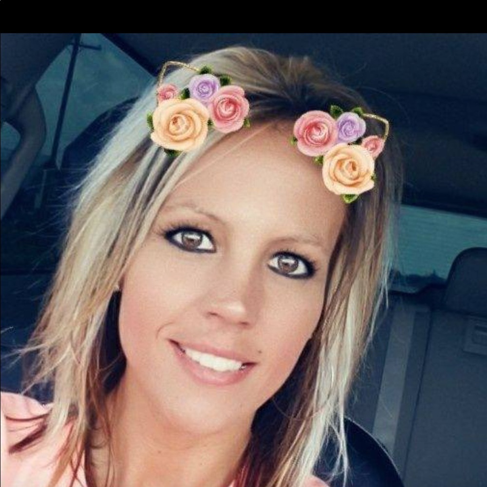 Meet your Posher, Andrea